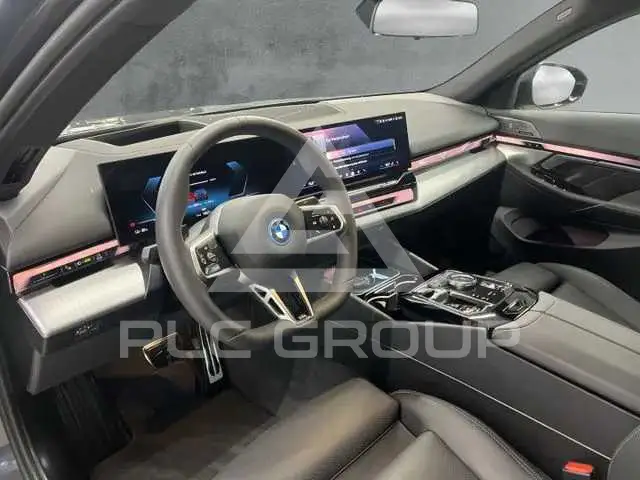 2026 BMW I5