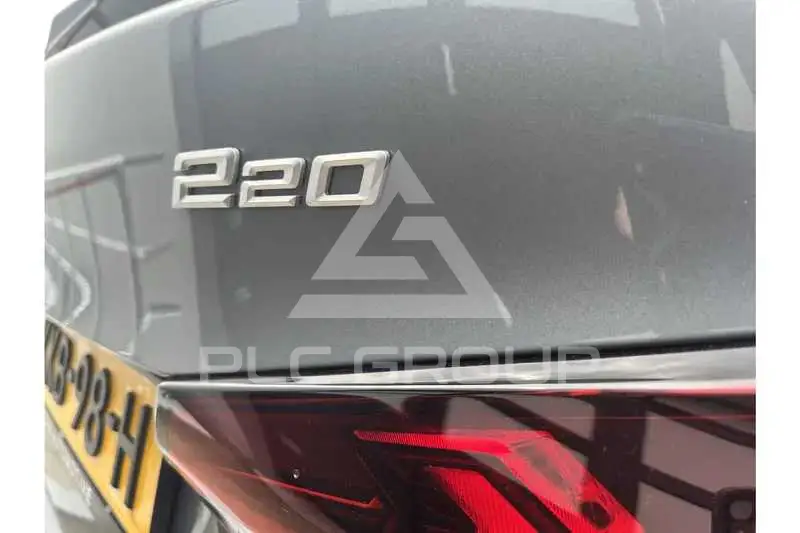 2026 BMW 218