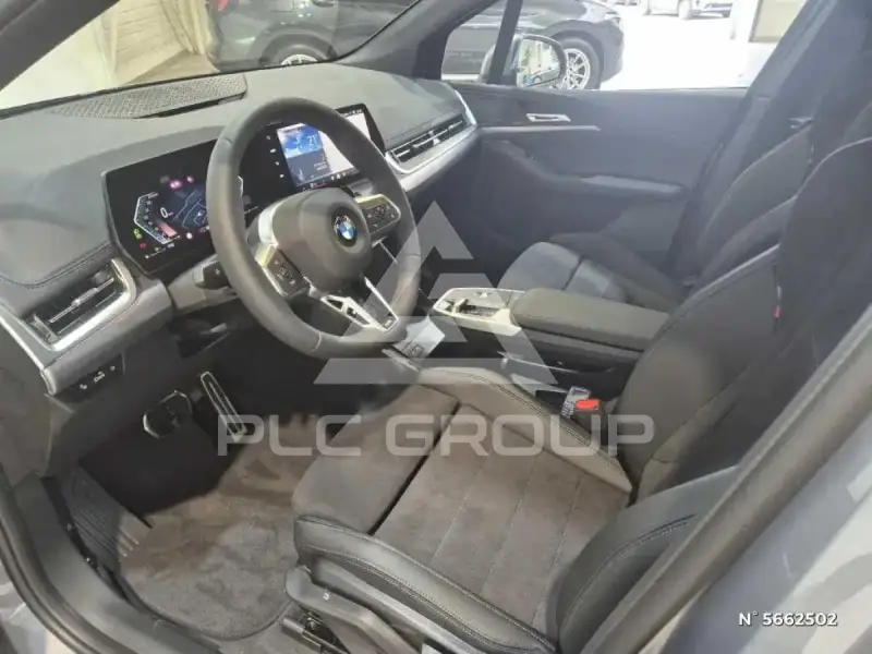 2026 BMW 218
