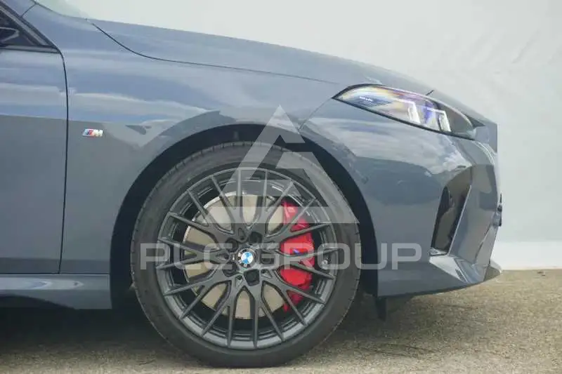 2026 BMW 218