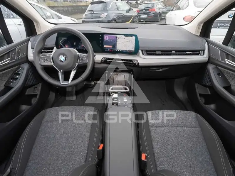 2026 BMW 218