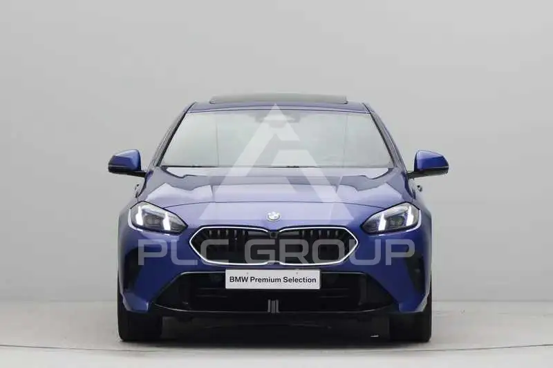 2026 BMW 218