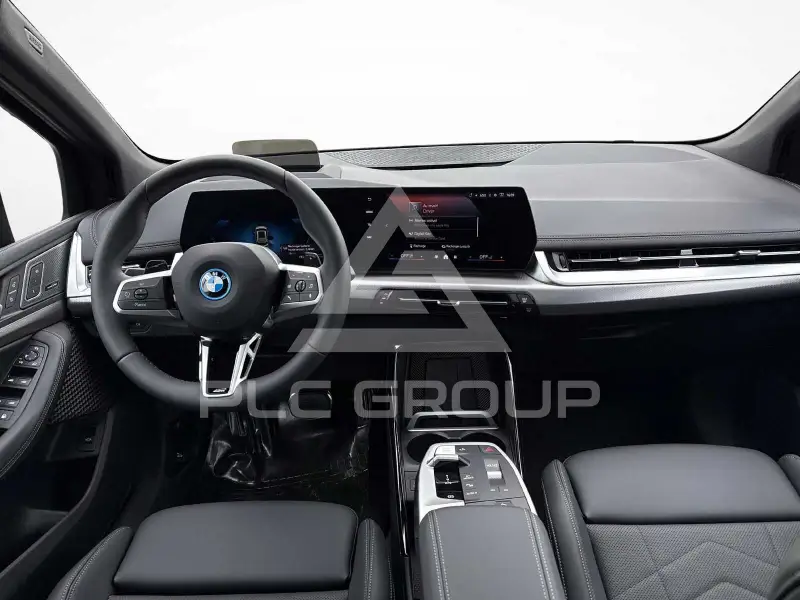 2026 BMW 218