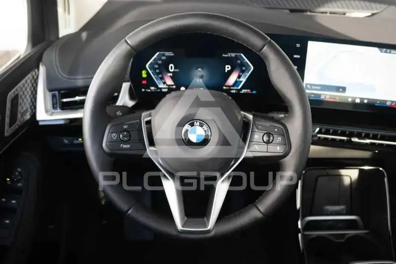 2026 BMW 218