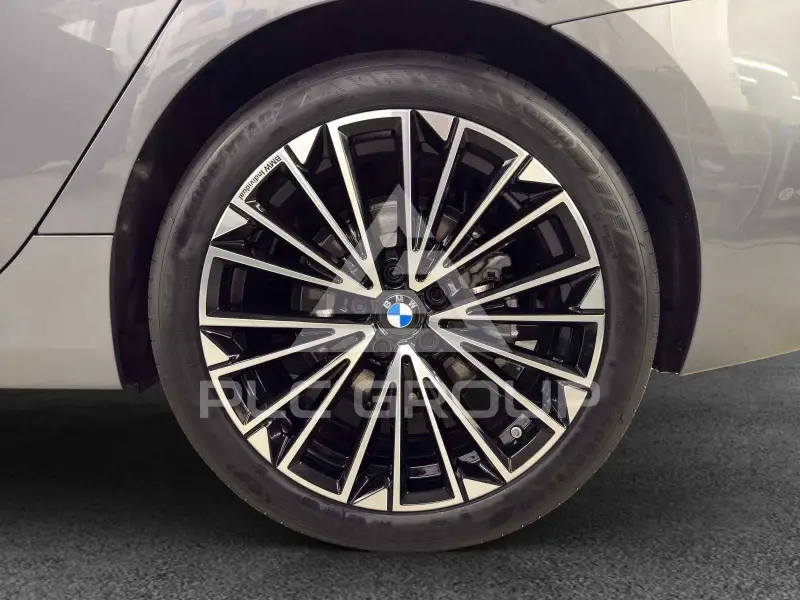 2026 BMW 218