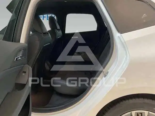 2026 BMW 218