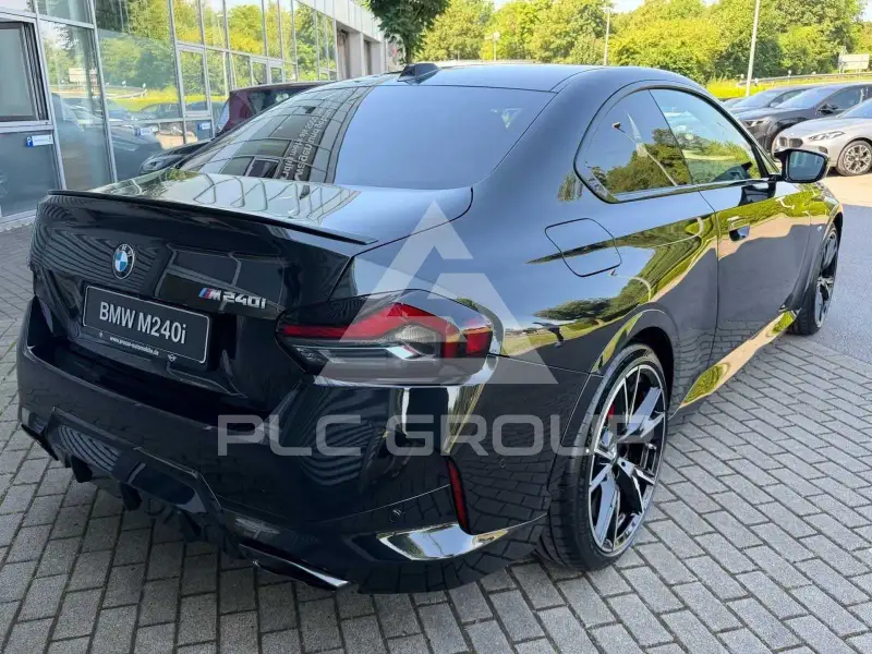 2026 BMW 218