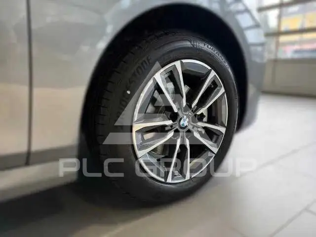 2026 BMW 218