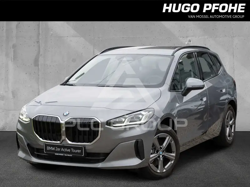 2026 BMW 218