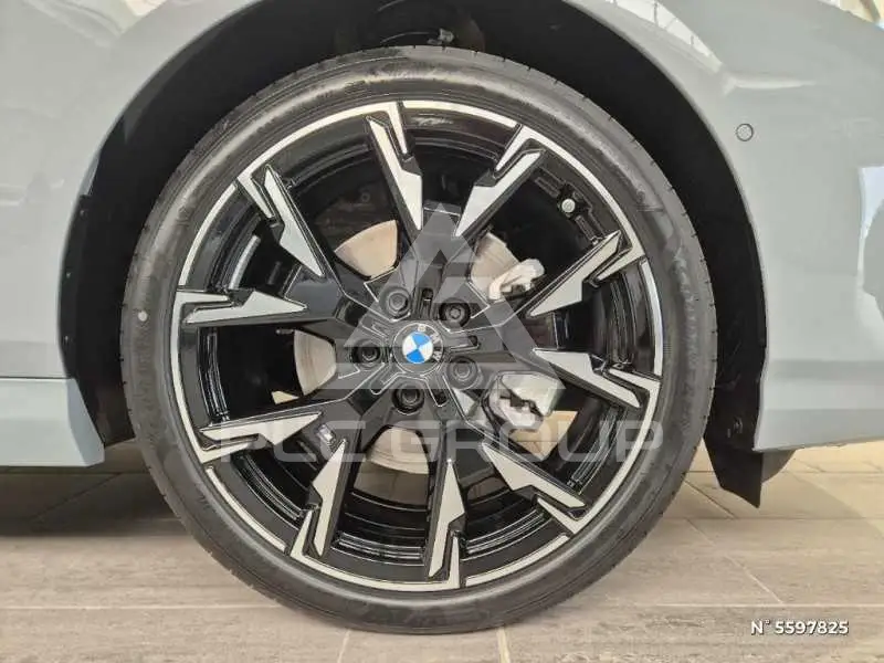 2026 BMW 218