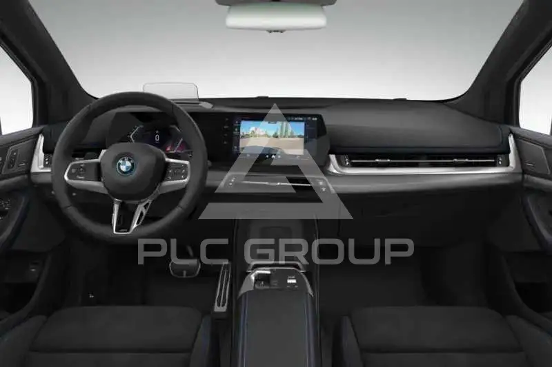 2026 BMW 218