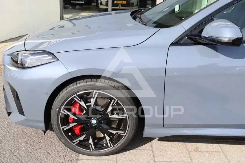 2026 BMW 218
