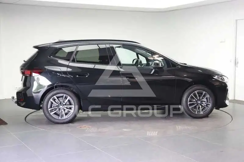 2026 BMW 218