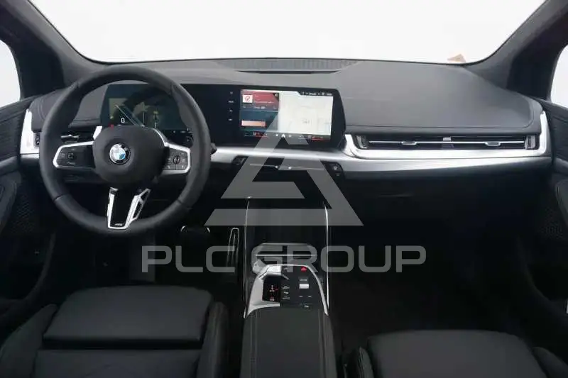 2026 BMW 218