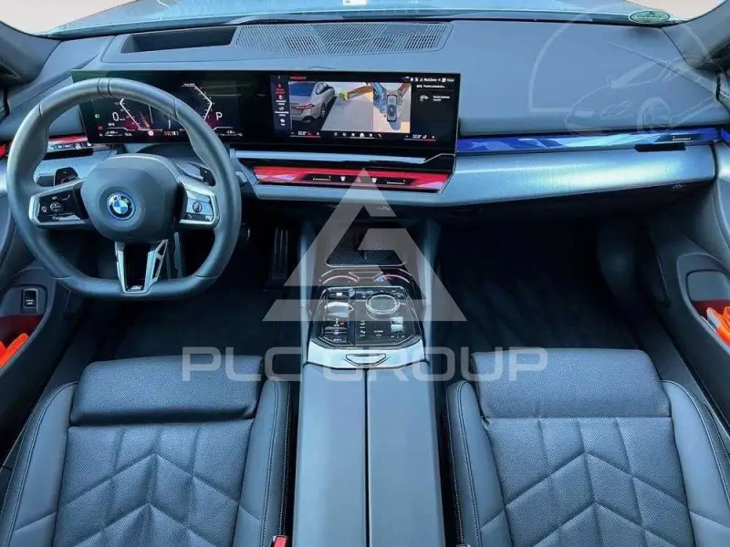 2026 BMW 523