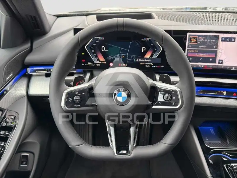 2026 BMW 523