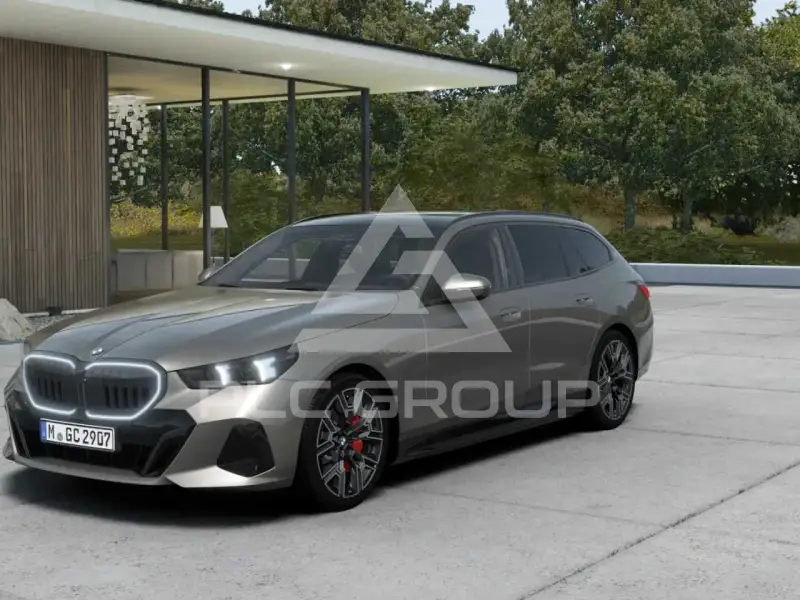 2026 BMW 523