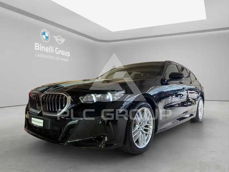 2026 BMW 523