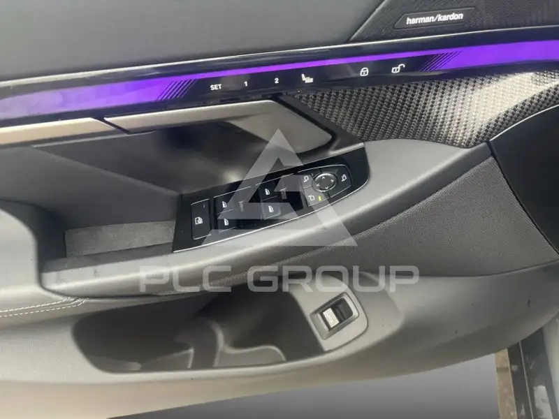 2026 BMW 523