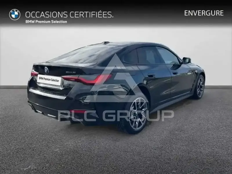 2026 BMW 523