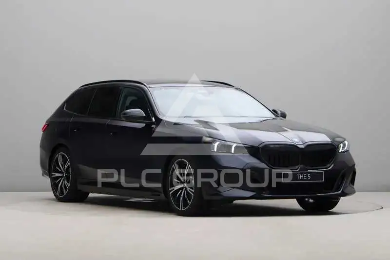 2026 BMW 523