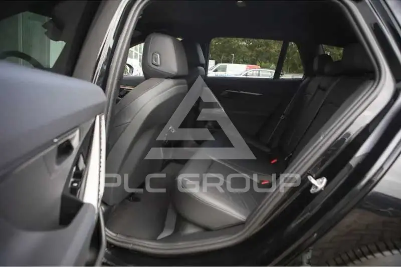 2026 BMW 523