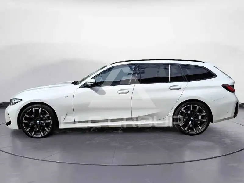 2026 BMW 330