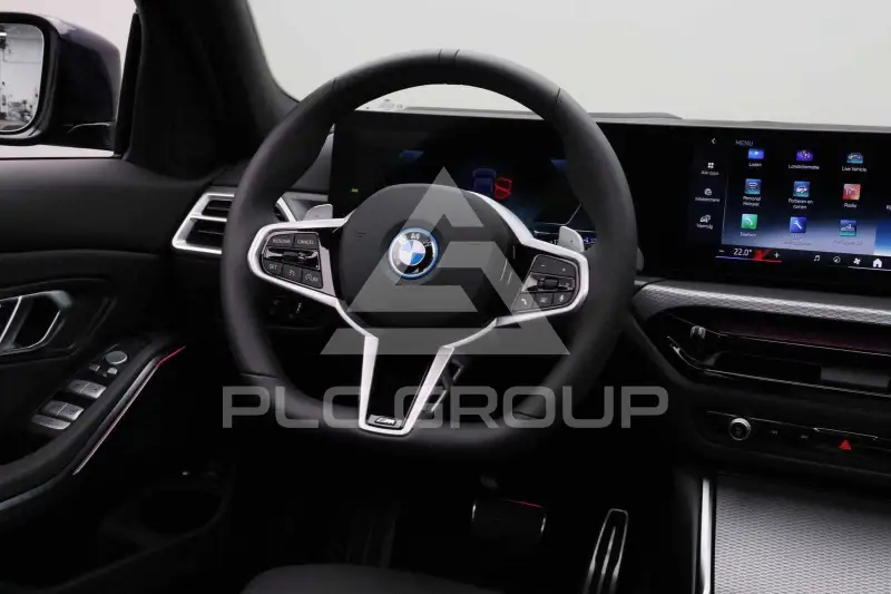 2026 BMW 330