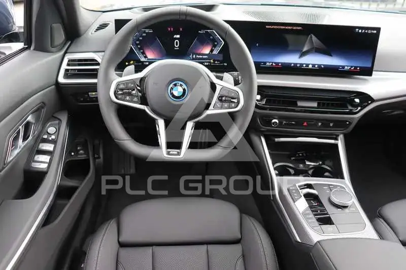 2026 BMW 330