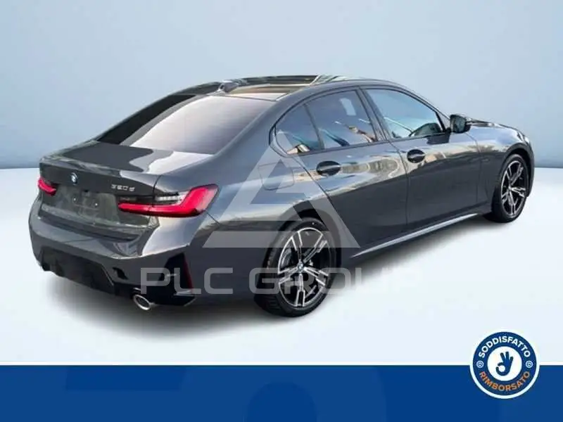 2026 BMW 330