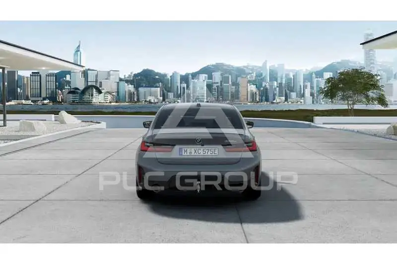 2026 BMW 330