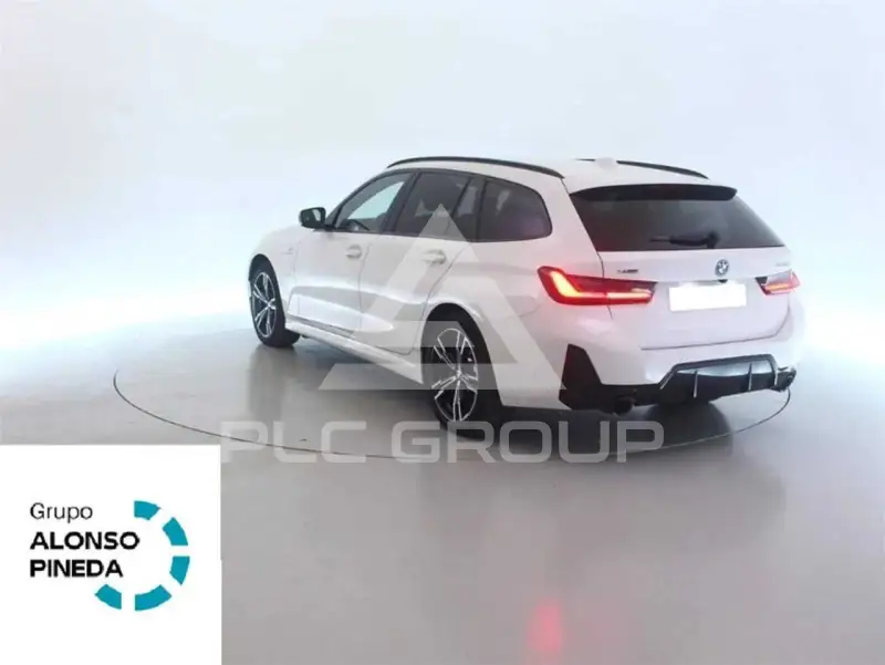 2026 BMW 330