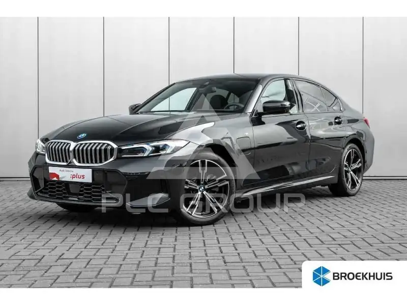 2026 BMW 330