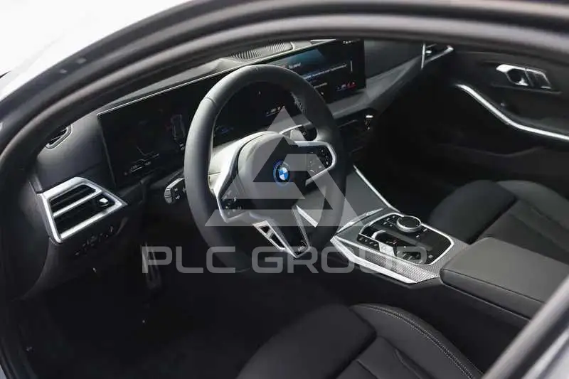 2026 BMW 330