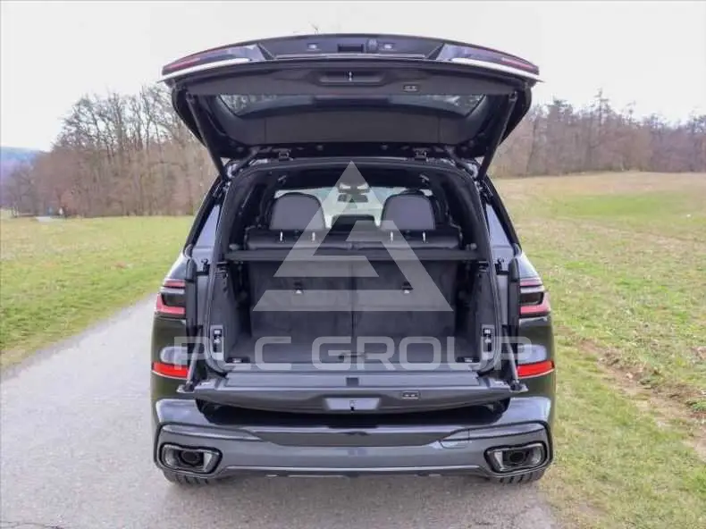 2026 BMW X7