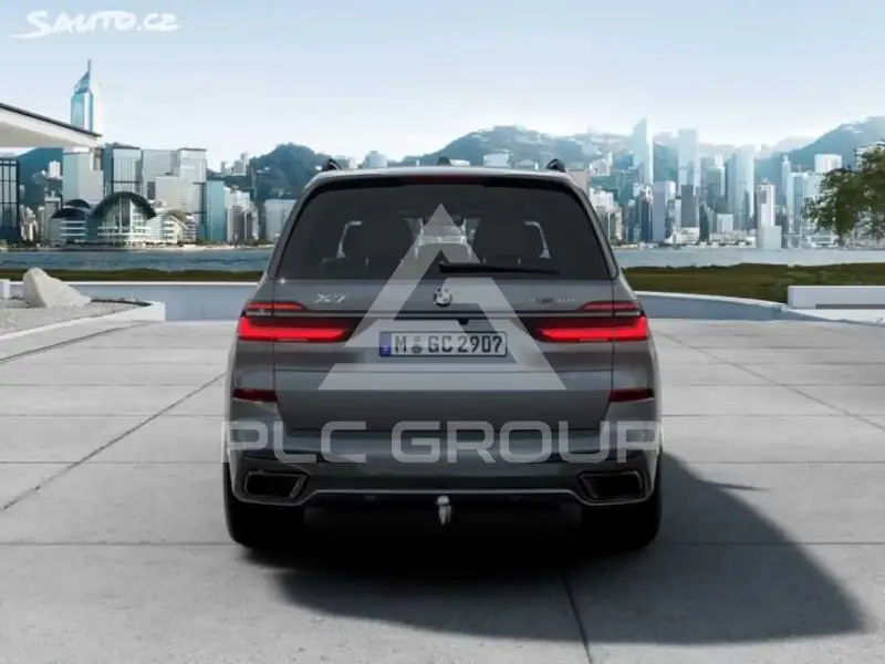 2026 BMW X7