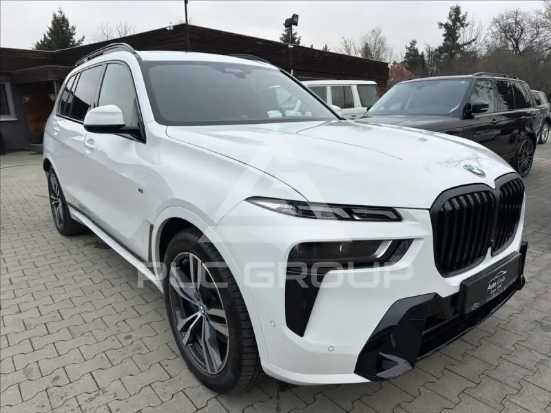 2026 BMW X7
