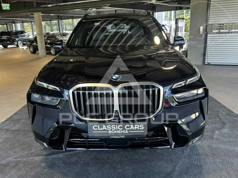 2026 BMW X7