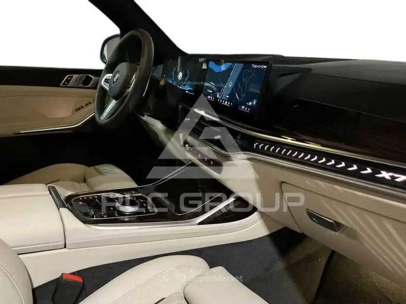2026 BMW X7