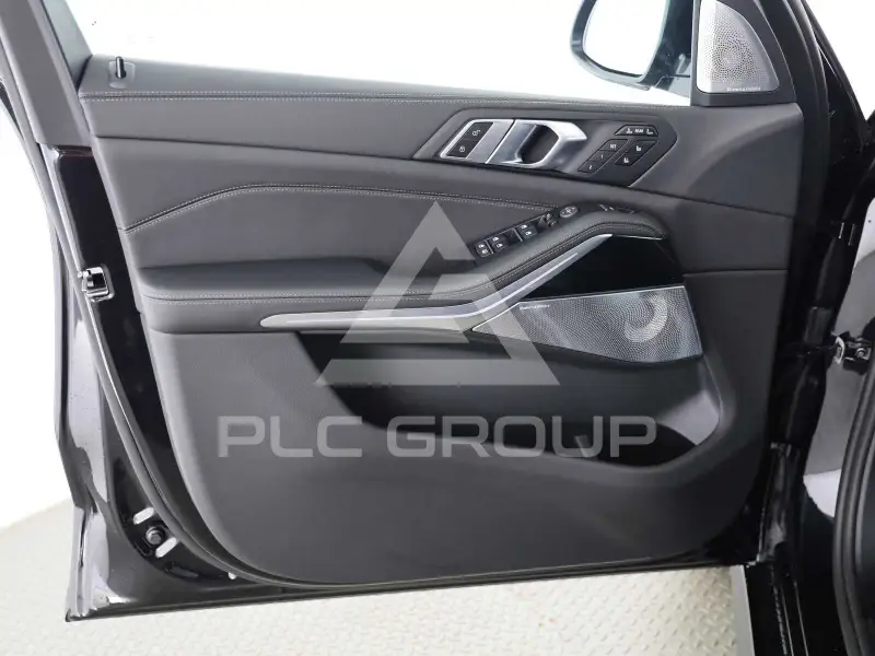 2026 BMW X7