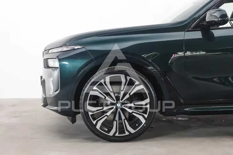 2026 BMW X7
