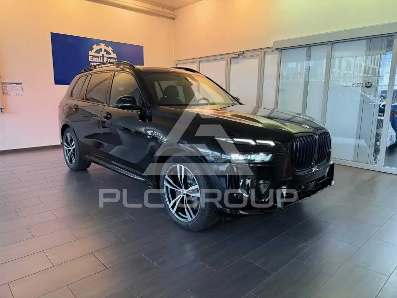 2026 BMW X7