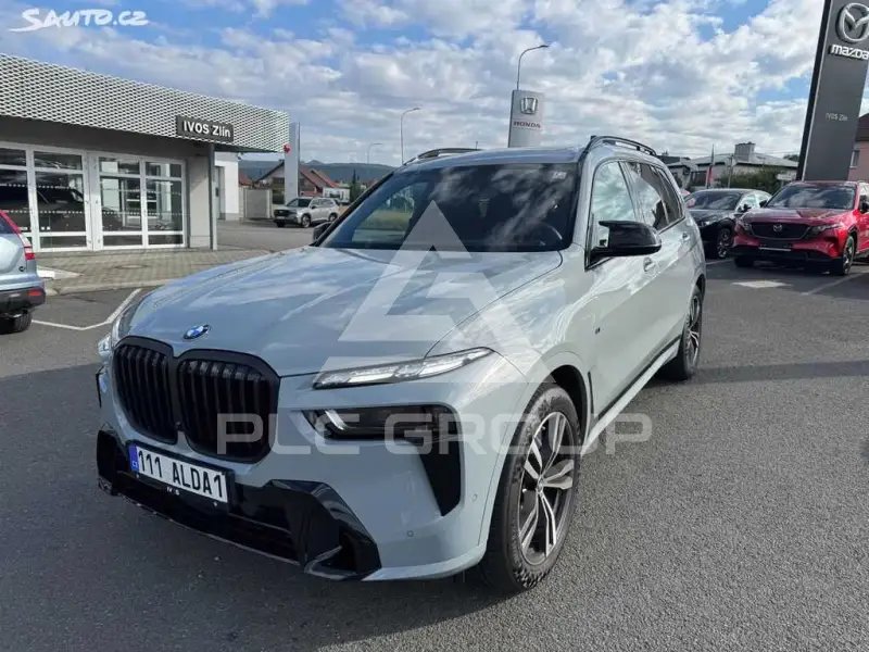 2026 BMW X7