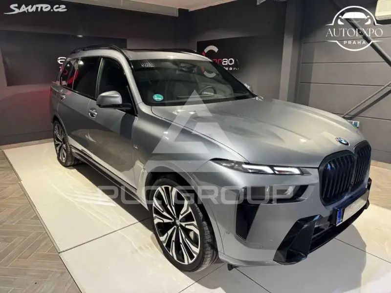 2026 BMW X7