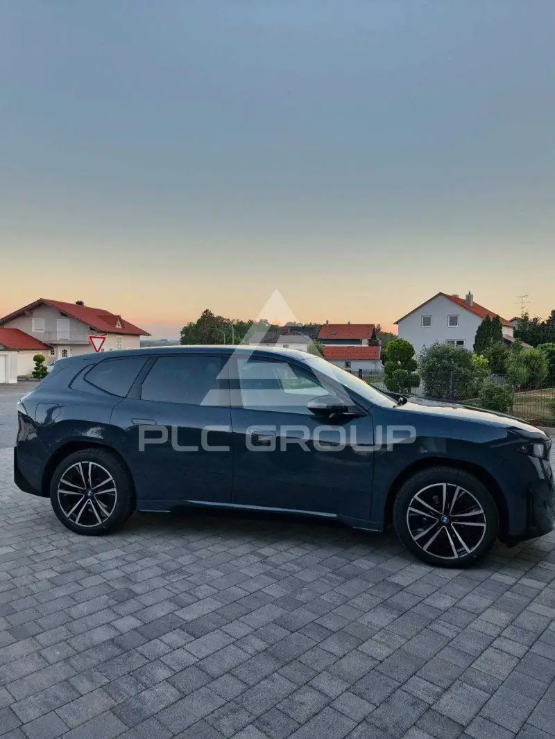 2026 BMW iX