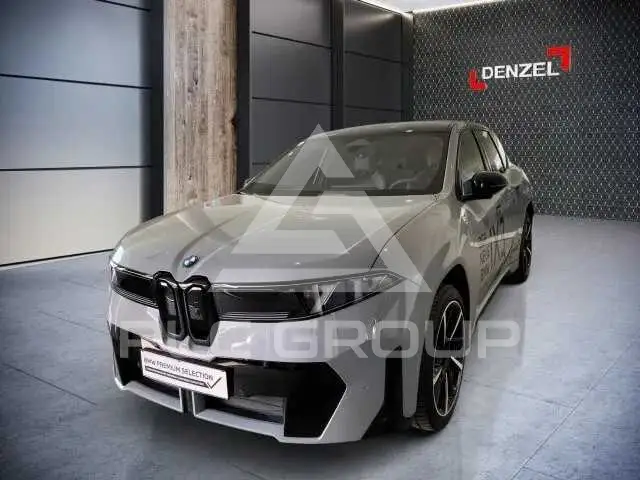 2026 BMW iX