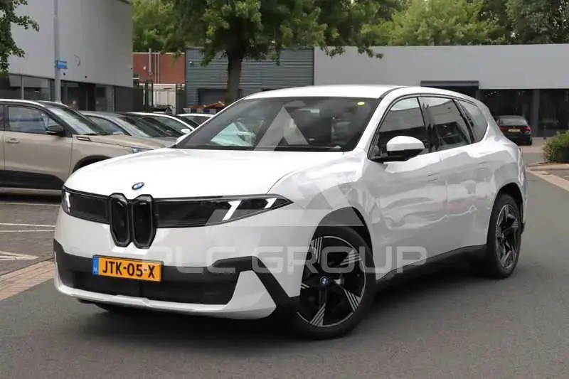 2026 BMW iX