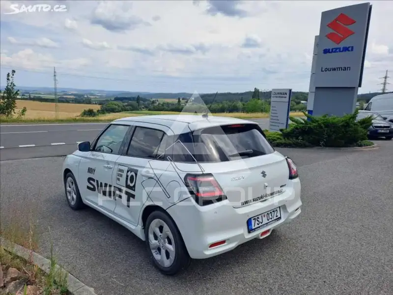 2026 Suzuki SWIFT