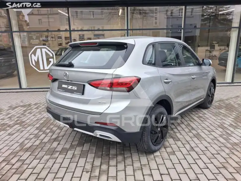 2026 MG ZS