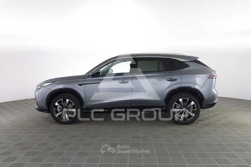 2026 MG Hs
